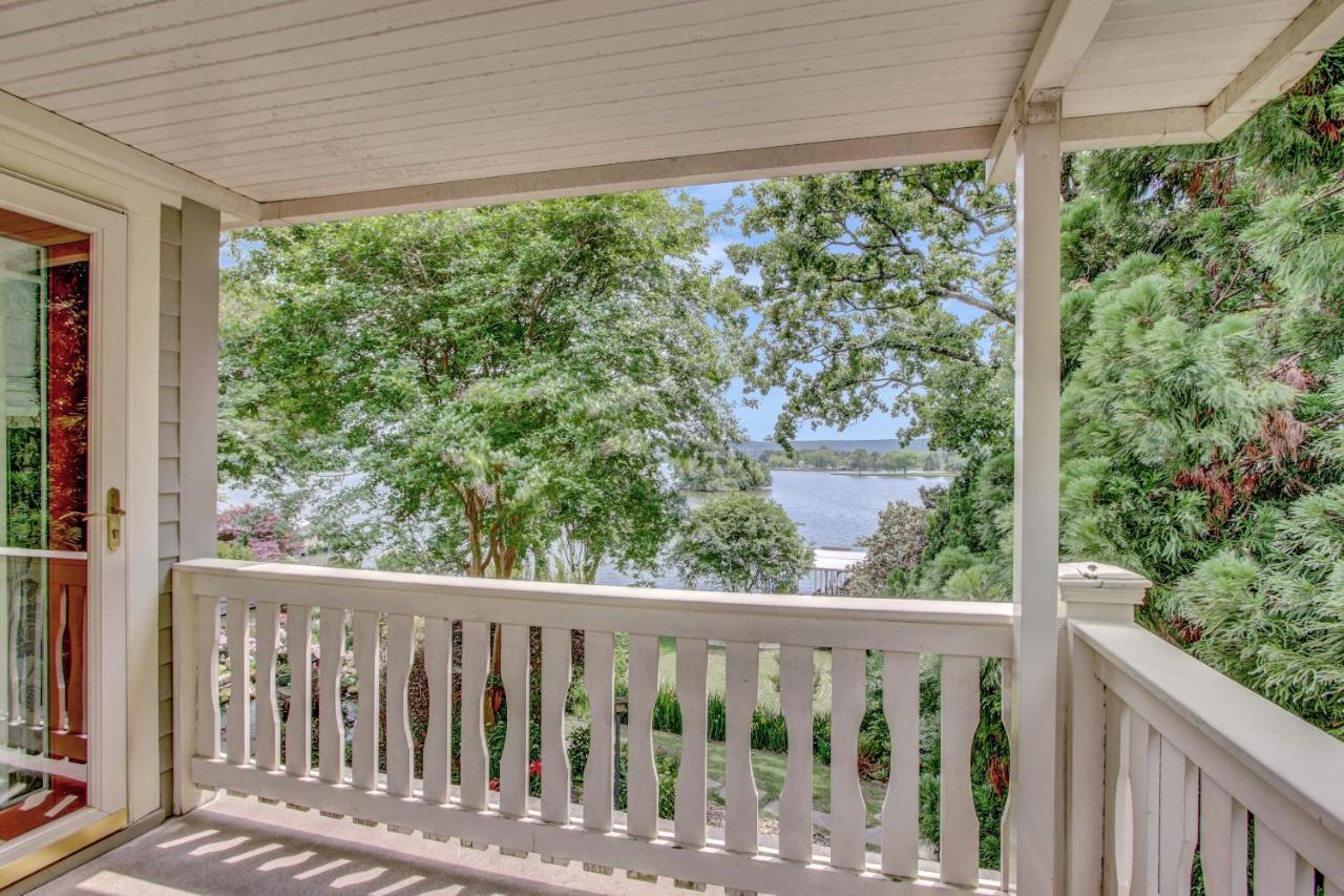 Lookout Point Lakeside Inn هوت سبرنغز المظهر الخارجي الصورة