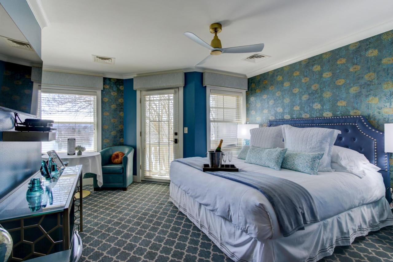 Lookout Point Lakeside Inn هوت سبرنغز المظهر الخارجي الصورة