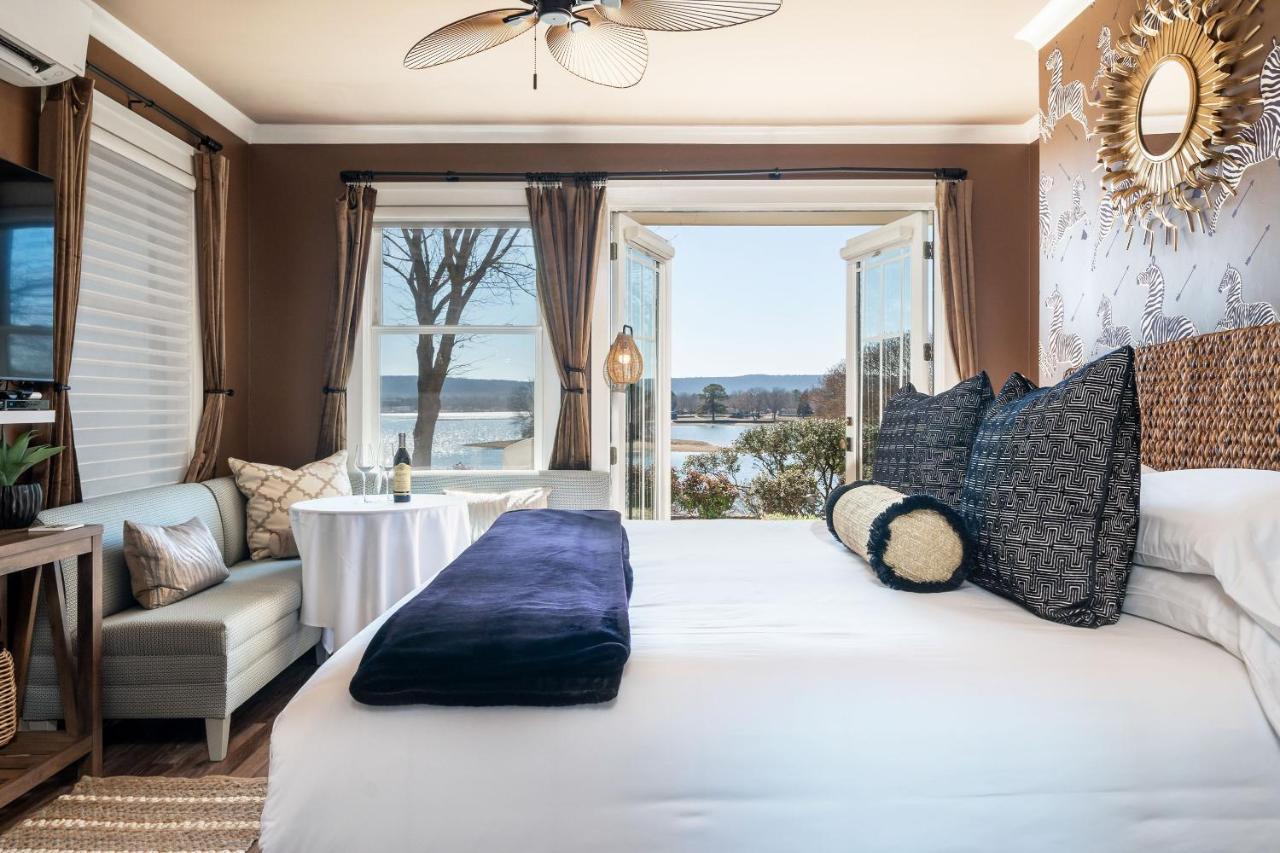 Lookout Point Lakeside Inn هوت سبرنغز المظهر الخارجي الصورة