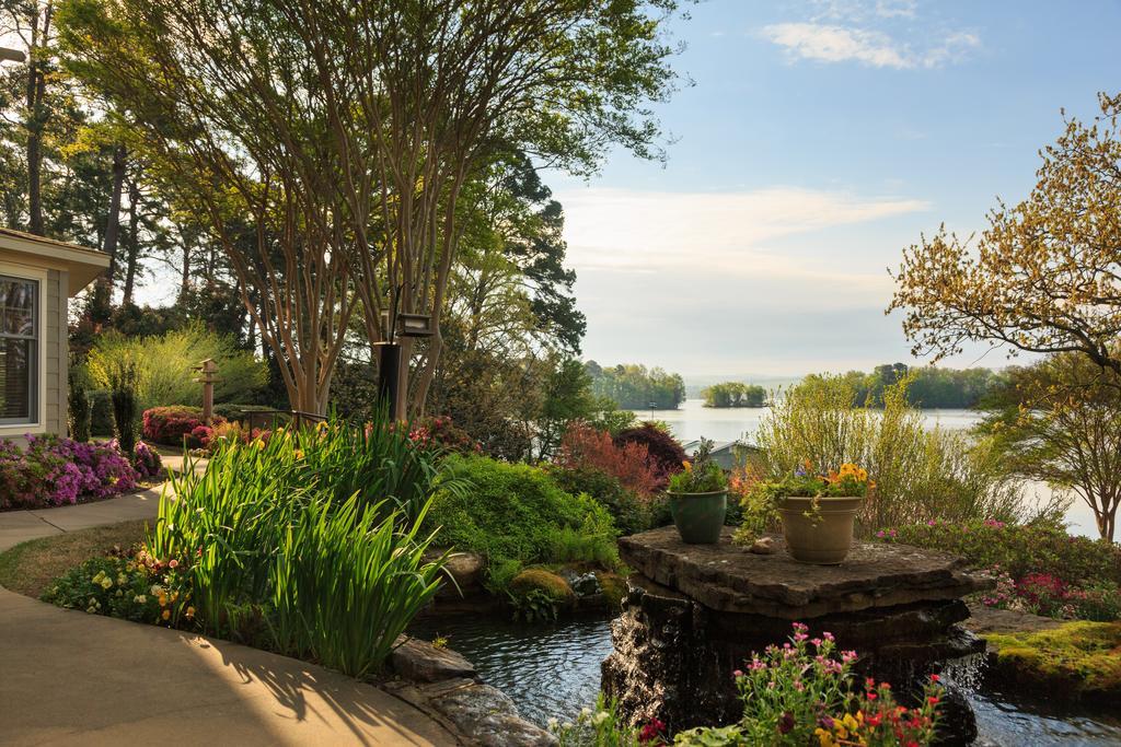 Lookout Point Lakeside Inn هوت سبرنغز المظهر الخارجي الصورة